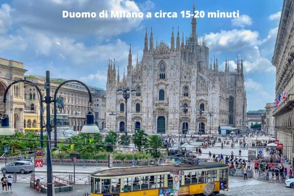 Milan Downtown Milão Exterior foto